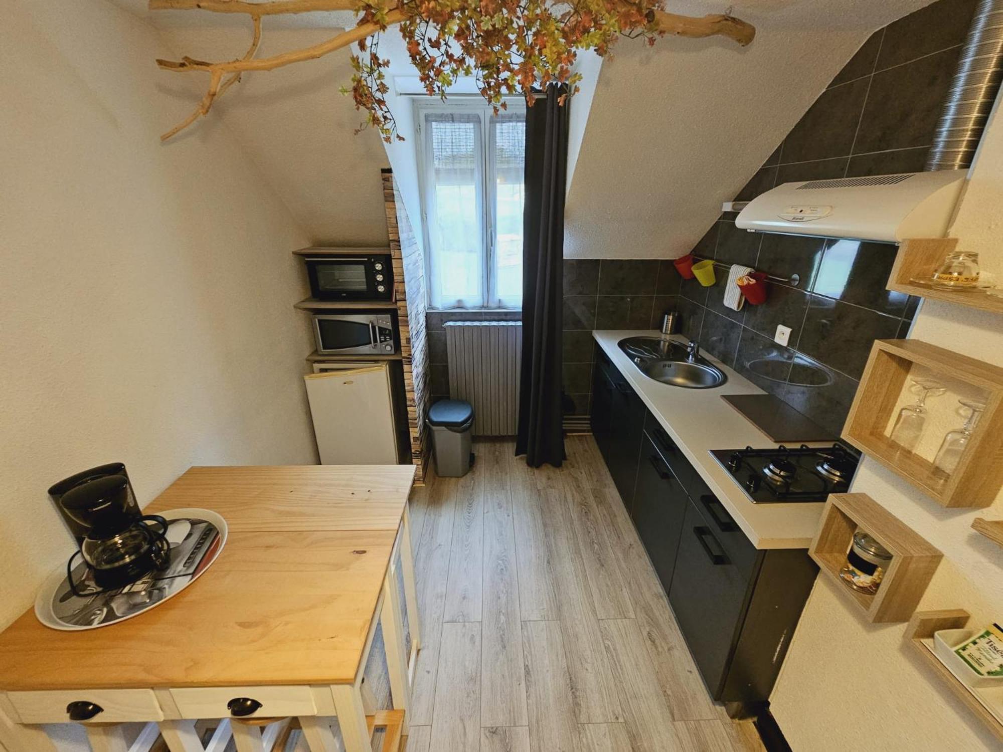 La Tour Des Quatre Chemins Apartment Грама Екстериор снимка