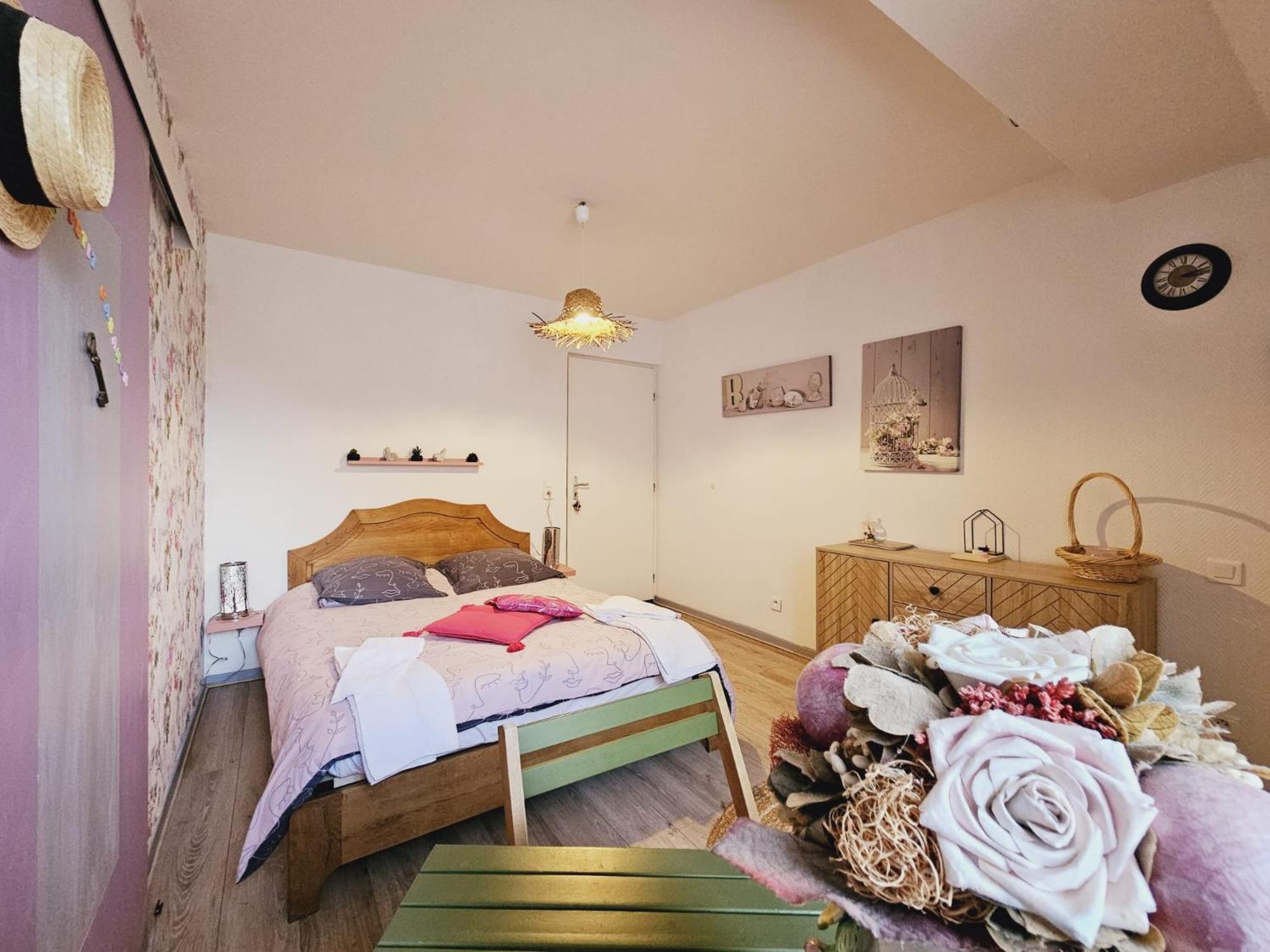 La Tour Des Quatre Chemins Apartment Грама Екстериор снимка