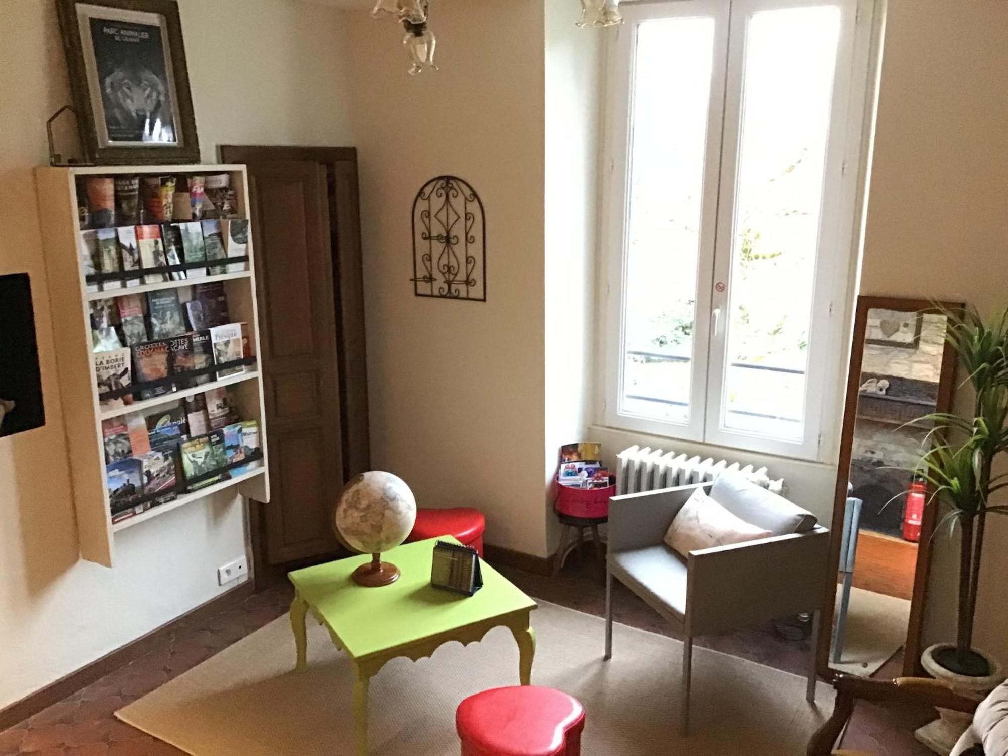 La Tour Des Quatre Chemins Apartment Грама Екстериор снимка
